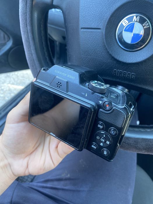 Nicon Coolpix b500
