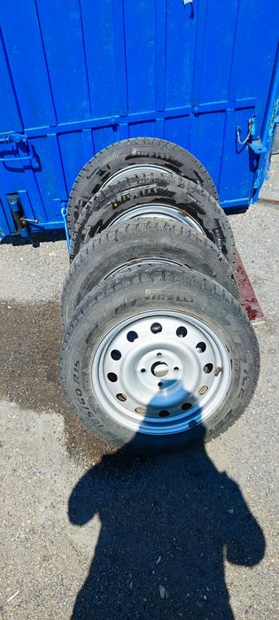 Продам авто шины с дисками