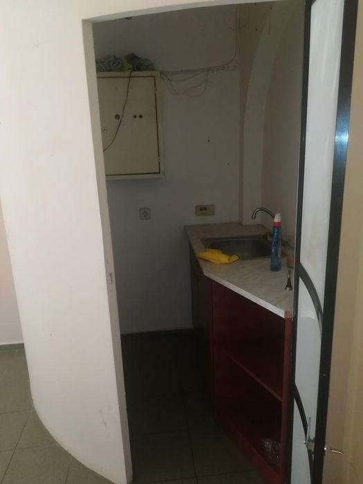 Дава се под наем Магазин в Пловдив, Кършияка - 23 кв.м за 244.8 € - Снимка #2