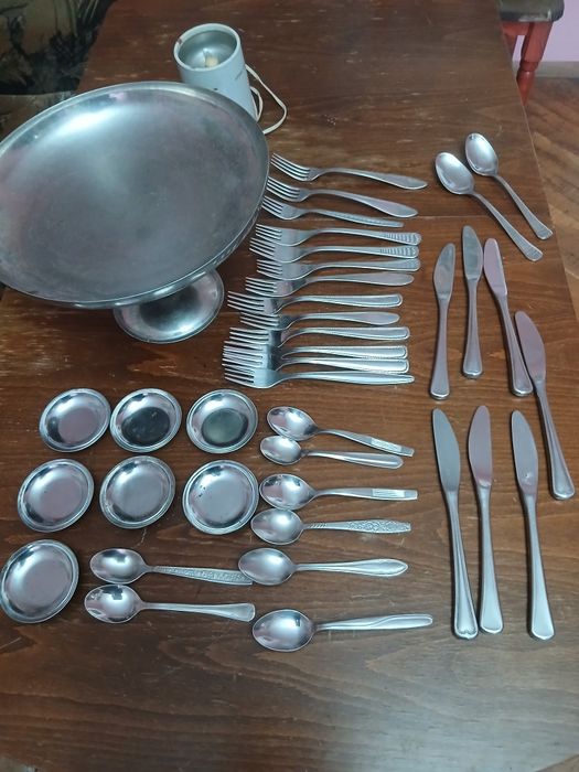 Прибори за хранене