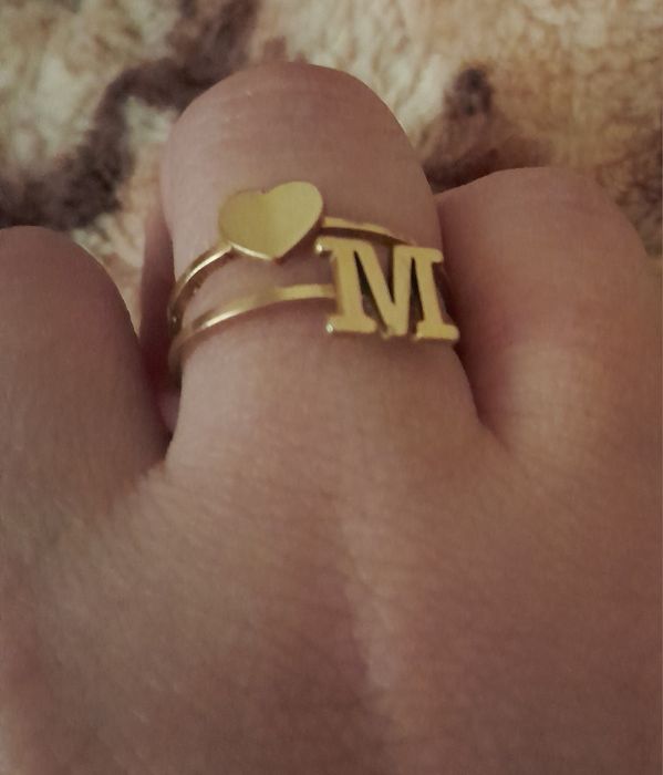 Пръстен с буква М и сърце