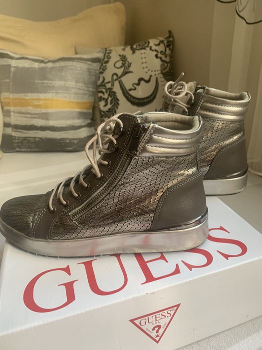GUESS 37 номер