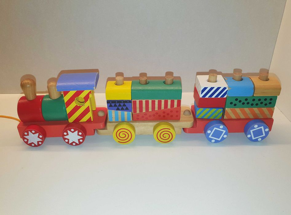 Дървени образоветлни играчки