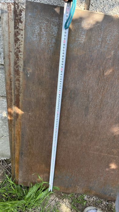 Лист металла.