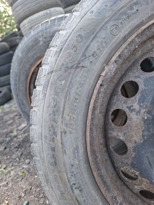 Vand 2 roti R 15 renault megane cu anvelope 195 65 15 m+s