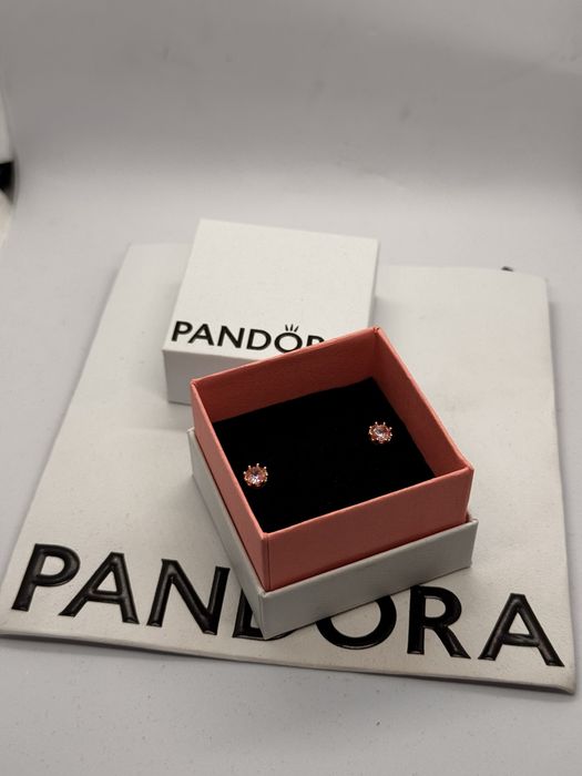 Пандора обеци Pandora