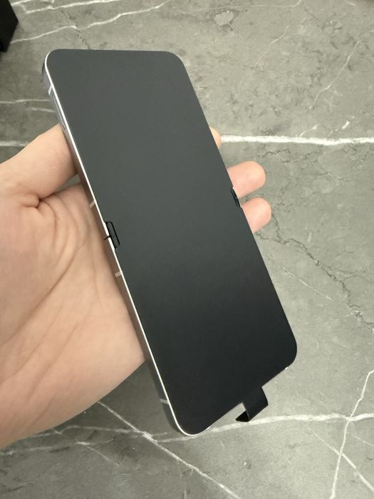 Vand Samsung Galaxy Z Flip 6