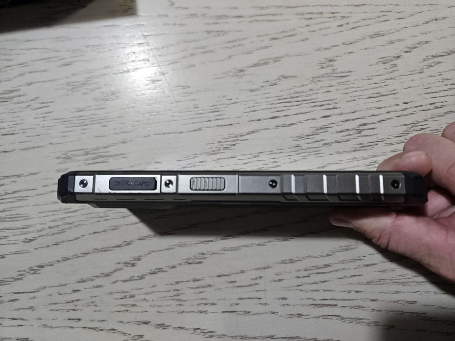 Armor Ulephone 22 нов с гаранция 21 месеца