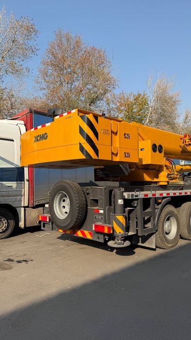 XCMG ва ЗООМЛИОН 50 tonnalik avtokran buyurtma asosida