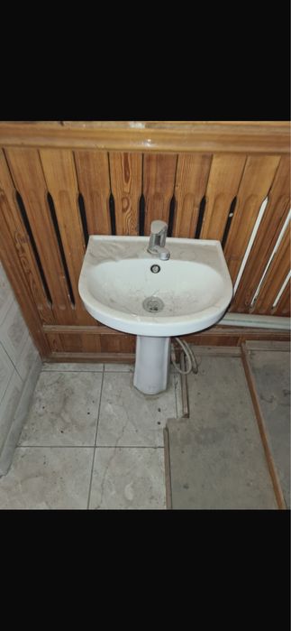 Детский унитаз и раковина