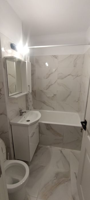 Garsoniera de închiriat confort 1,zona nor, vizavi de Spitalul Județean
