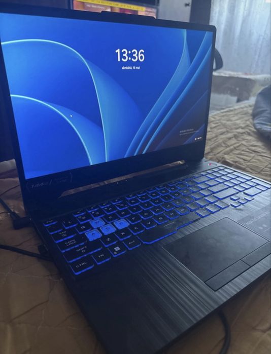 Vând Laptop Asus TUF Gaming A15