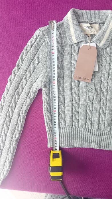 Нов Сив Пуловер.