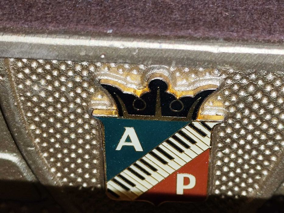 Пиано PETROF Grand Prix Barcelona Bruxelles 1958 в перфектно състояние