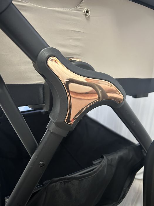 Бебешка количка Chipolino Инфинити 3в1