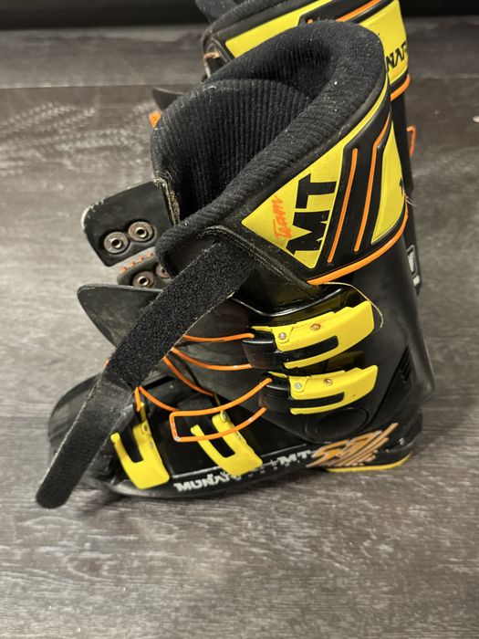 Vand schiuri Nordica super N 130 cm + clapari Munari