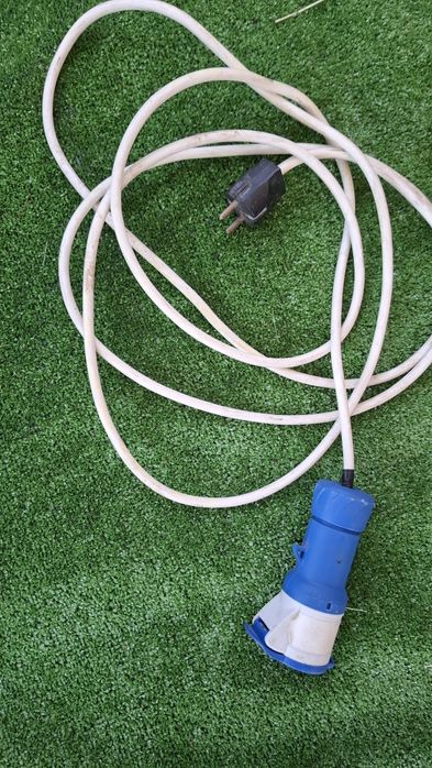 Каравана Avondale 4m 2004г/бартер/