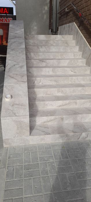 МУЖ    НА    ЧАС.