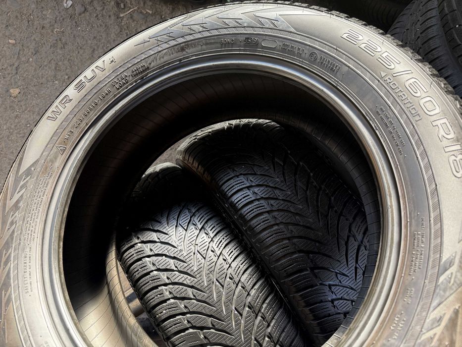 2x Anvelope Iarna 225/60 R18 M+S - Nokian WR SUV 4