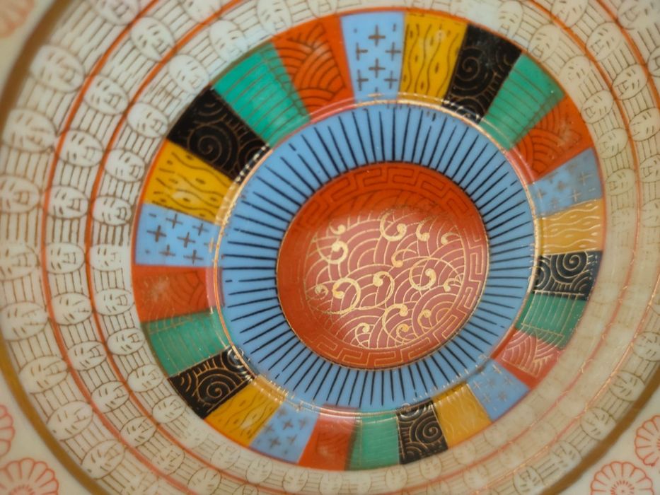 Уникат! Японски порцеланов сервиз за чай в безупречно състояние.