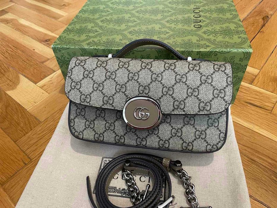 Дамска Малка Чанта Gucci Гучи Petite Щампован Canvas Сребърно GG лого