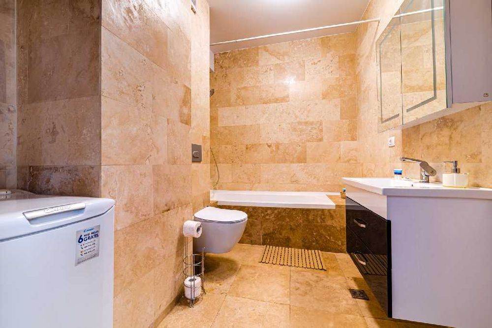 Apartament Lux 2 camere Mamaia Centru- Solid Residence cu parcare