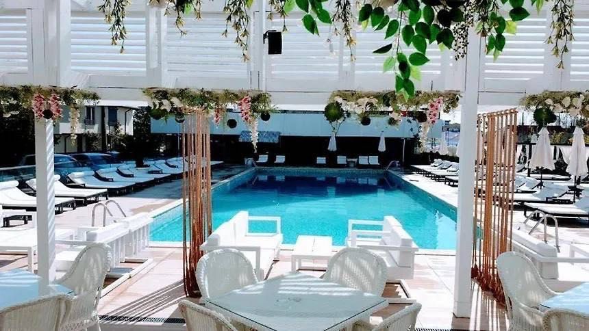 Apartament De inchiriat cu piscina