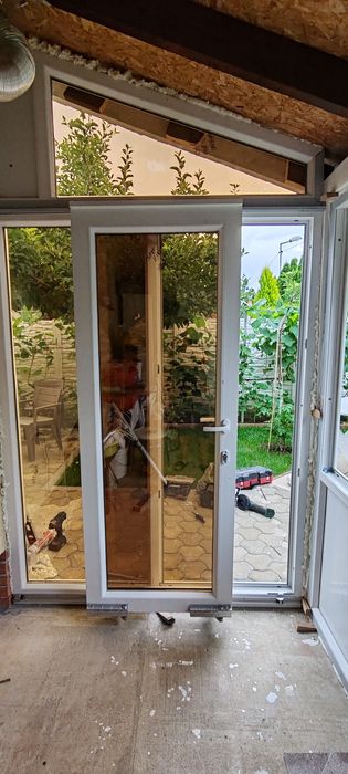 Termopane și Rulouri Exterioare