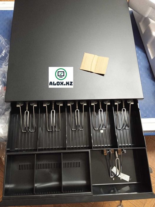 Денежный ящик HER-405 черный 410х420х10мм 5 банкнот/4 монет 24В