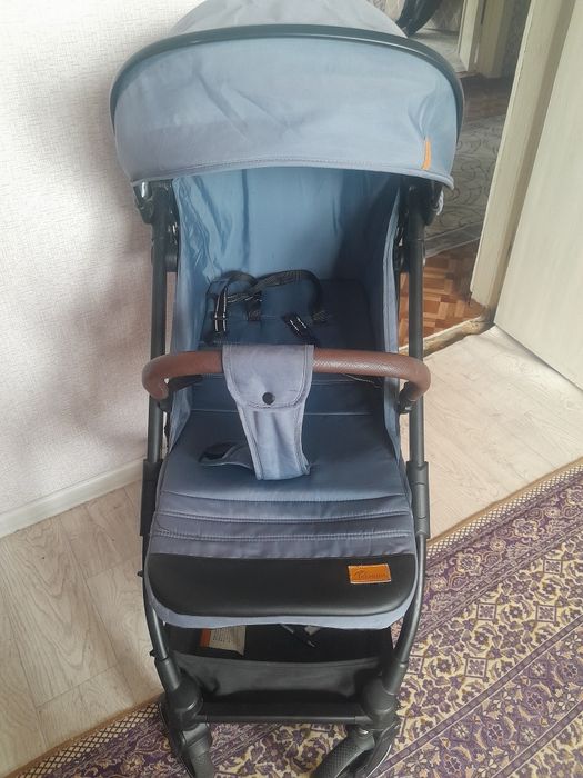 Продам коляску б/у
