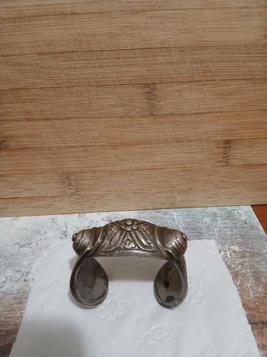 Гривна стара  рогатка