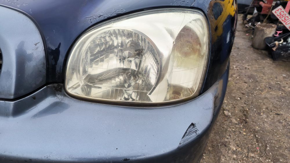 Faruri stânga dreapta Hyundai santa Fe 1 2000-2006