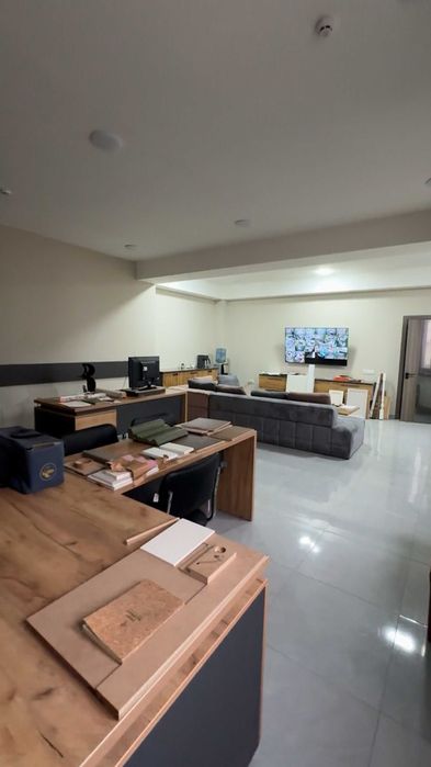 36 соток. В учтепинском районе продается здания