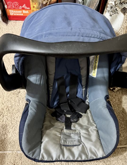 Продам автокресло