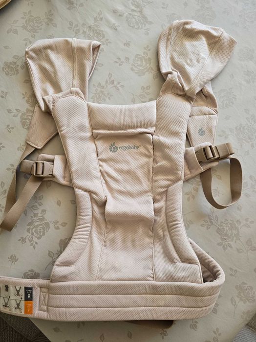 Ергономична раница Ergobaby Embrace Soft air mesh