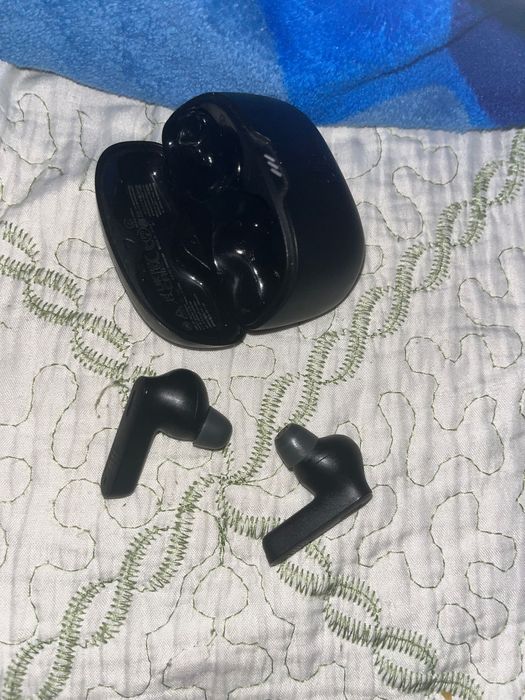 Casti JBL TUNE 245NC tws