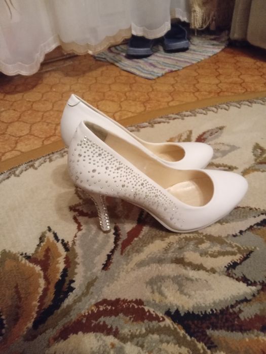 Продам туфли  б. У.