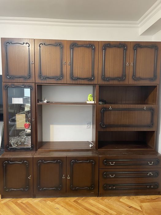 Шкаф-сервант для гостиной