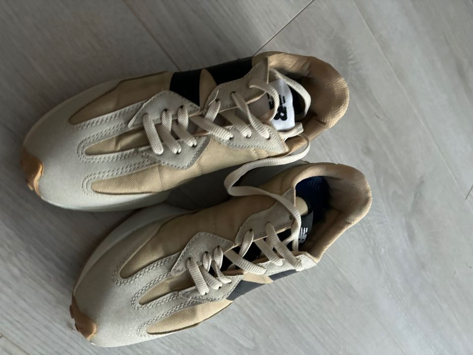 Adidași New Balance, mărimea 37