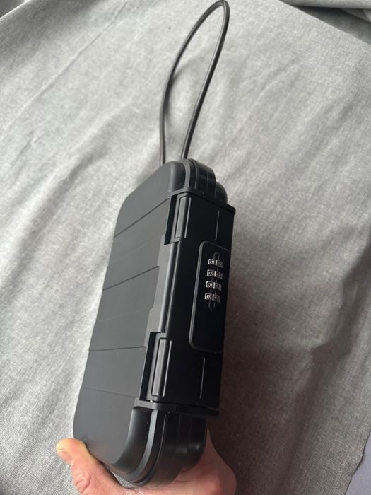 Сейф Портативный сейф, кодовый механический замок (140х235х58 м