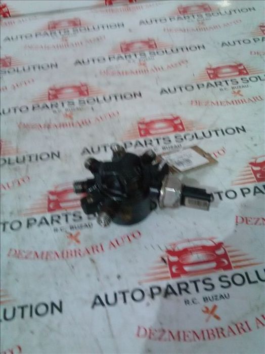 rampa injectoare dacia logan mcv 1.5 dci an fabr. 2008