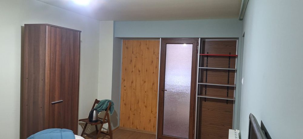 Închiriez garsonieră