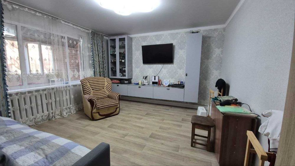 Продается 3-комн Степной 3 д 8