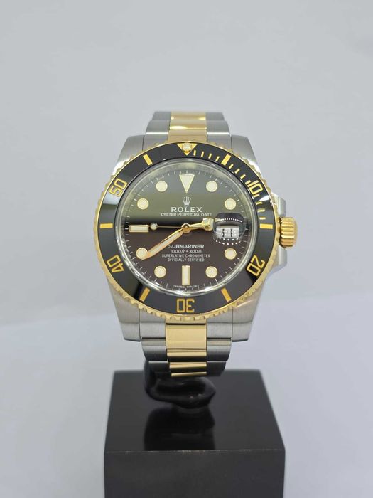 Rolex Submariner Date 116613LN — Steel & 18k Yellow Gold