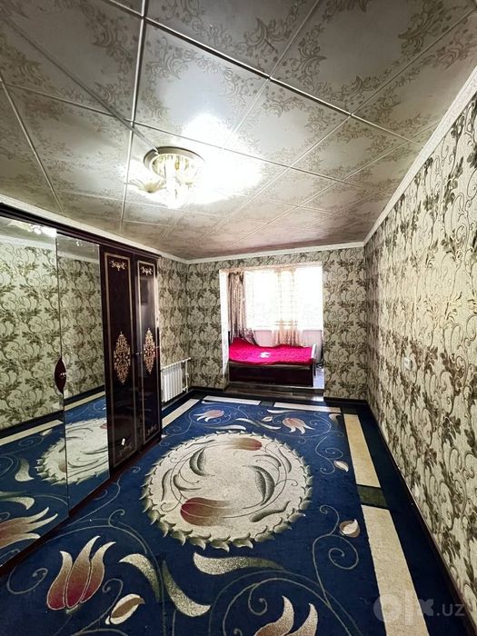Талабаларга 2 хонали квартира ижарага берилади.