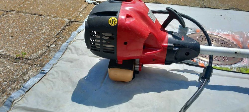 Бензинова коса с нож и корда Ikra Mogatec BF25