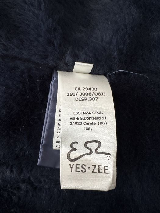 Geaca iarna Yes Zee foarte calduroasa cu gluga si blana