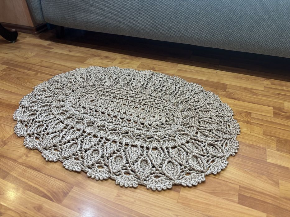 Коврик ручной работы