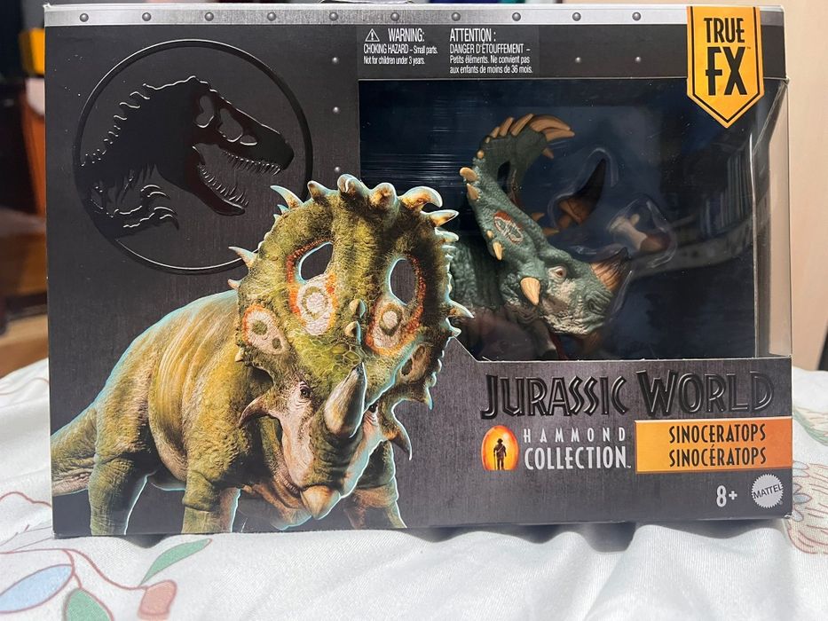 Figurina Hammond Collection Sinoceratops