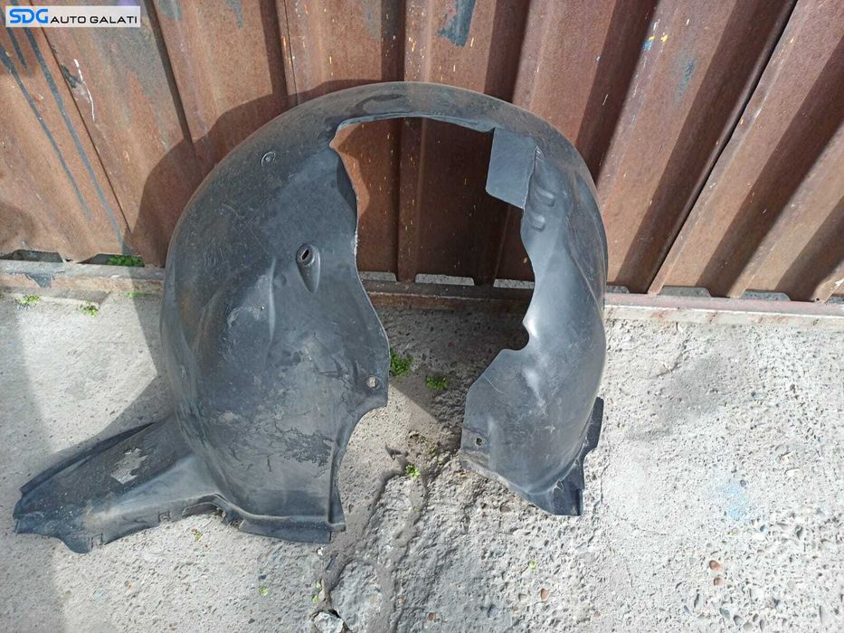 Carenaj Aparatoare Protectie Noroi de la Roata Janta Dreapta Fata cu Mici Defecte Volkswagen Jetta 4 2011 - 2018 Cod 5C6805912 [X3431]